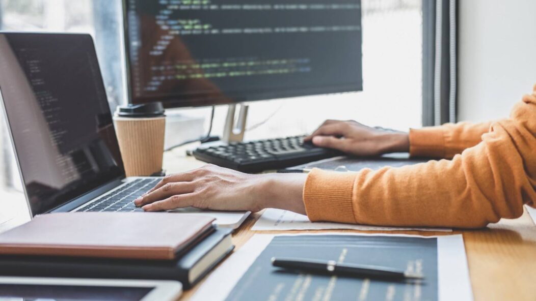 H1B visa holder working on multiple projects representing concurrent employment job security